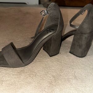 Elegant Gray Block Heel Sandals